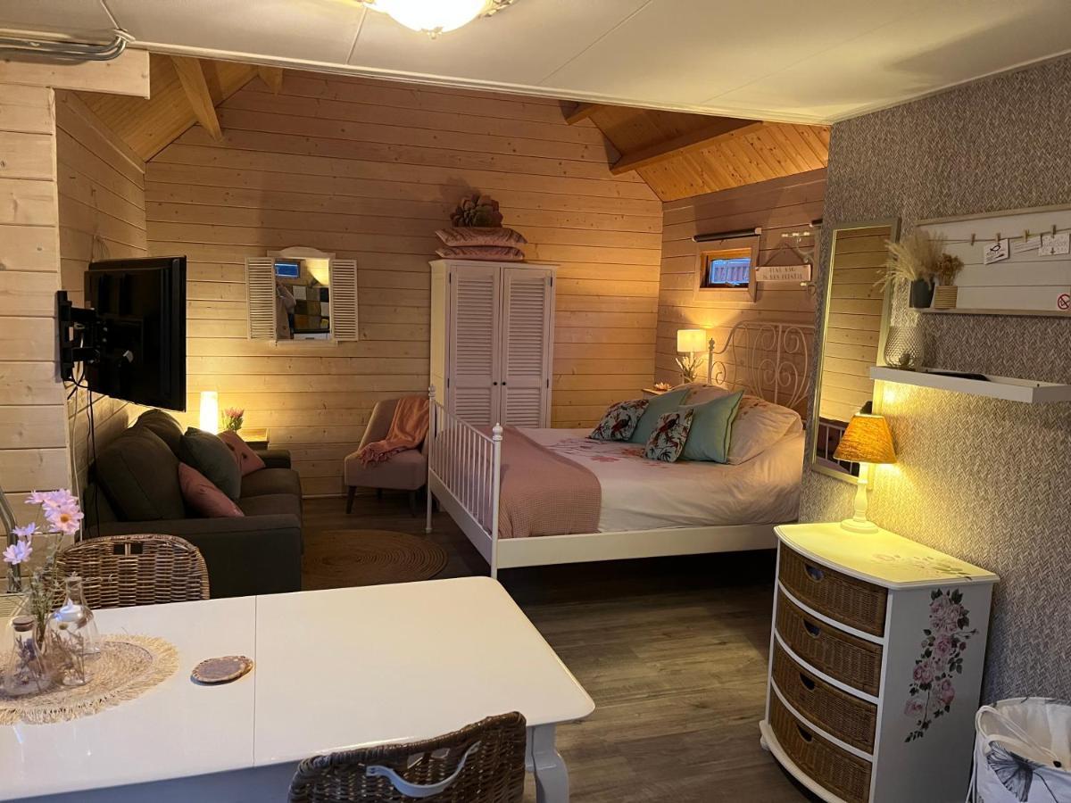 B&B Het Smitshoekje Барендрехт Экстерьер фото